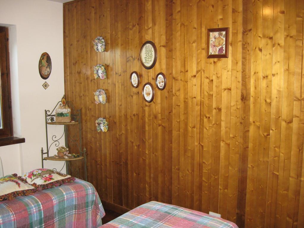 Le Tre Rose Montagna Apartamento Camigliatello Silano Quarto foto